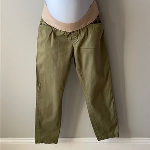 GAP maternity Girlfriend Khaki size 4